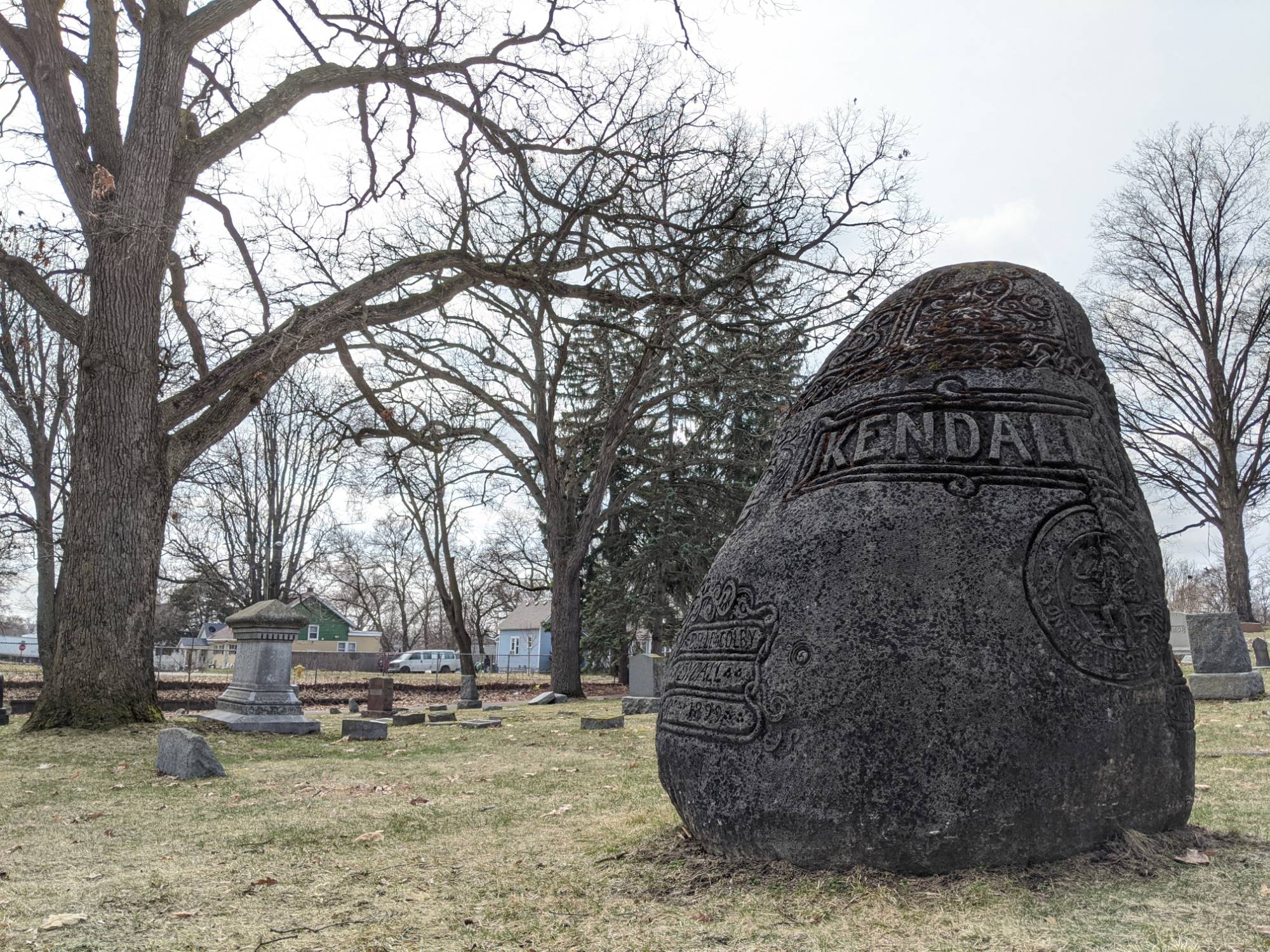 Kendall gravestone in Oakhill Cemetery